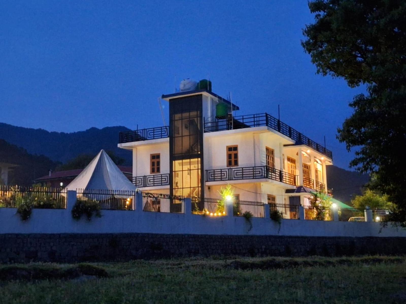 La Maison - A Boutique Bed And Breakfast Бір Екстер'єр фото