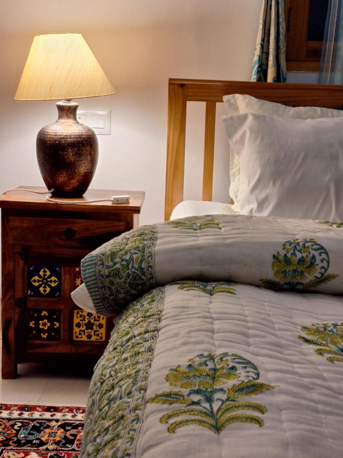 La Maison - A Boutique Bed And Breakfast Бір Екстер'єр фото