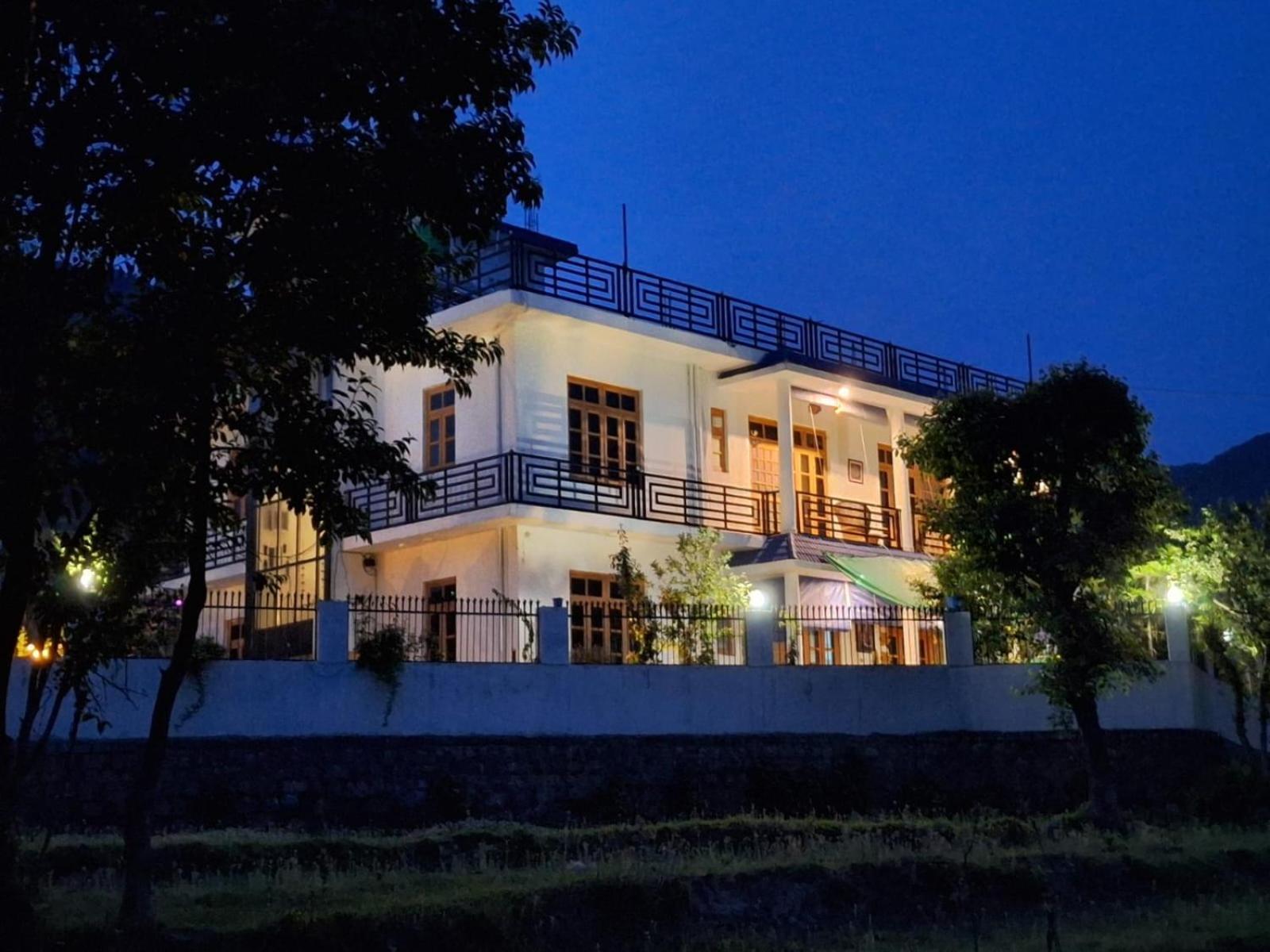 La Maison - A Boutique Bed And Breakfast Бір Екстер'єр фото