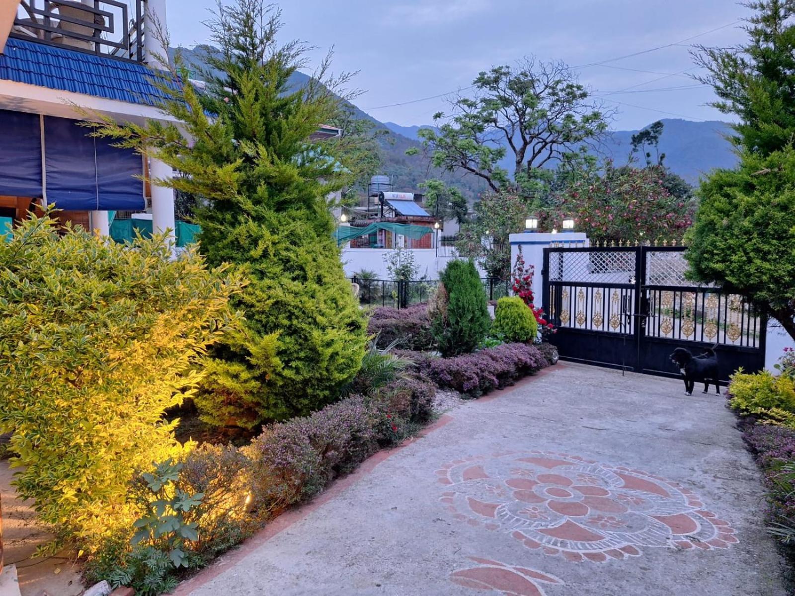 La Maison - A Boutique Bed And Breakfast Бір Екстер'єр фото